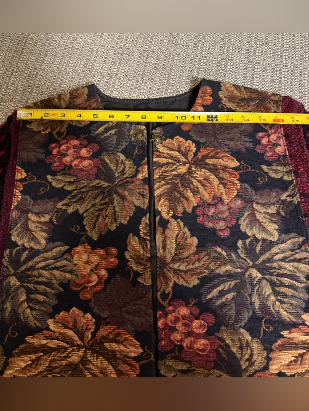 Floral and Grapevine Tapestry Jacket Knit Sleeves. Eclectic Grandma. Vintage - Picture 11 of 14
